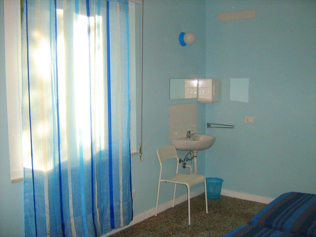 Sirenapop Concept B&B Rivazzurra Di Rimini Rum bild